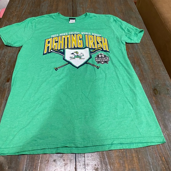 Blue 84 Green Fighting Irish Tee. Cws short sleeve men’s size medium - Picture 2 of 4